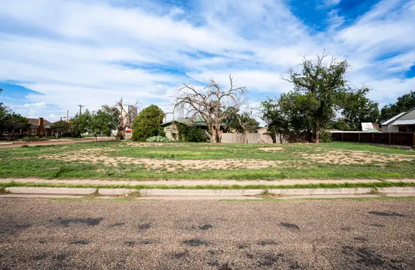 1913 15th Street, Lubbock, TX 79401