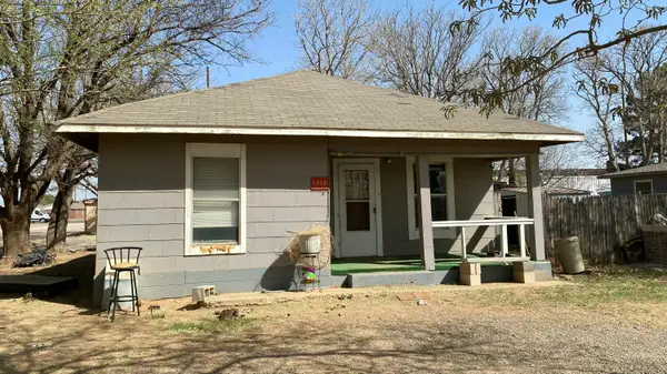 1316 83rd Street, Lubbock, TX 79423