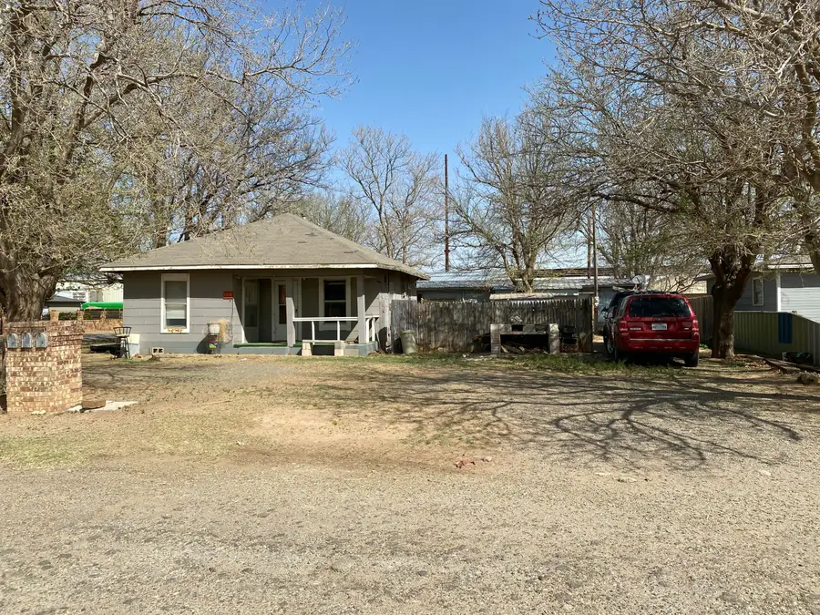 1316 83rd Street, Lubbock, TX 79423 - #2