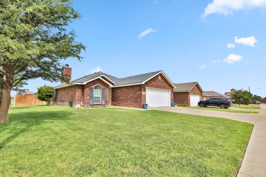 3410 Oakridge Avenue, Lubbock, TX 79407 - #2
