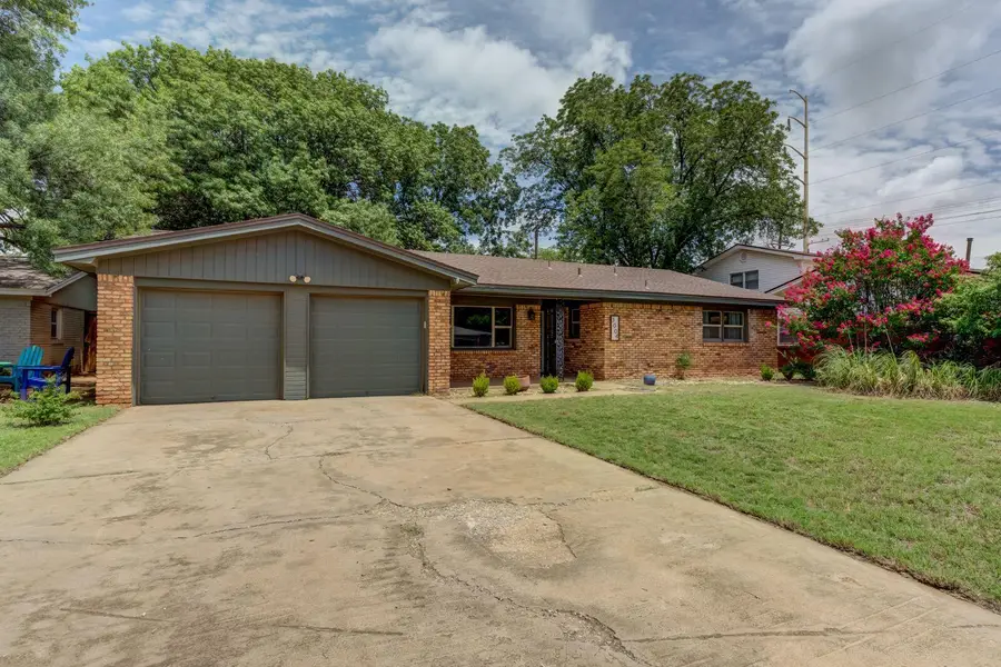 3004 69th Street, Lubbock, TX 79413 - #3