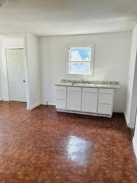 809 48th Street, Lubbock, TX 79404 - #2