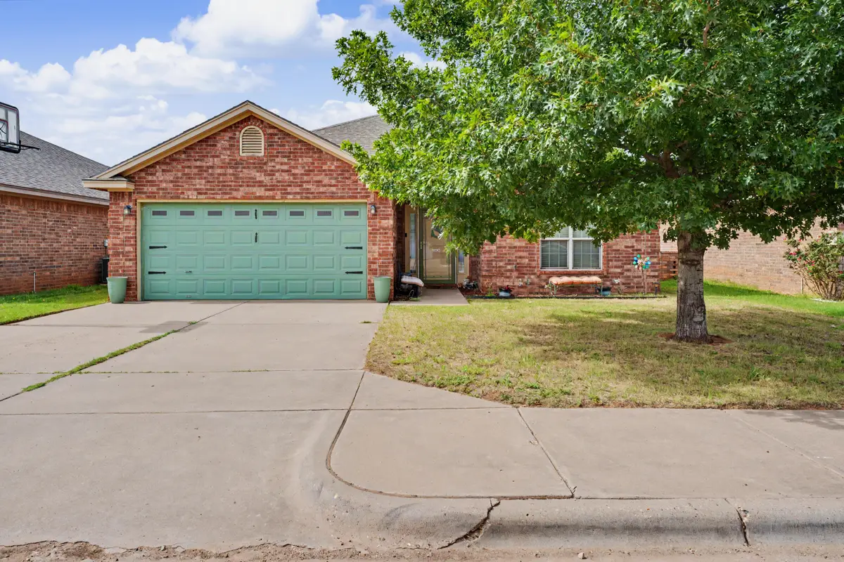2207 100th Street, Lubbock, TX 79423 - #1