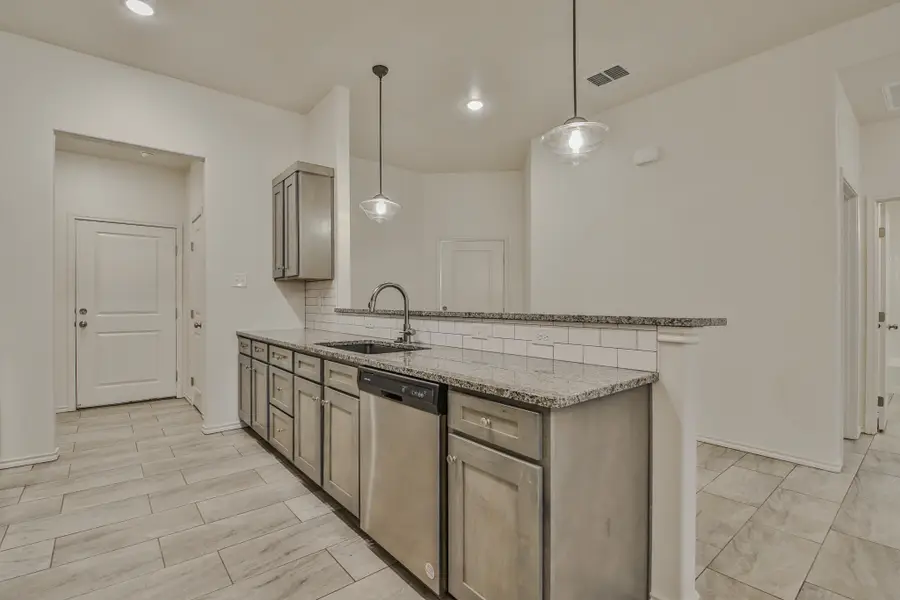 5508 Kemper Street, Lubbock, TX 79416 - #3