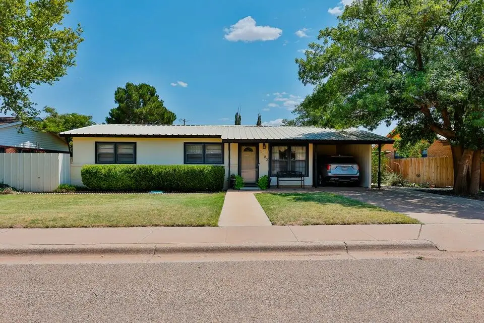 1103 16th Street, Seagraves, TX 79359 - #1