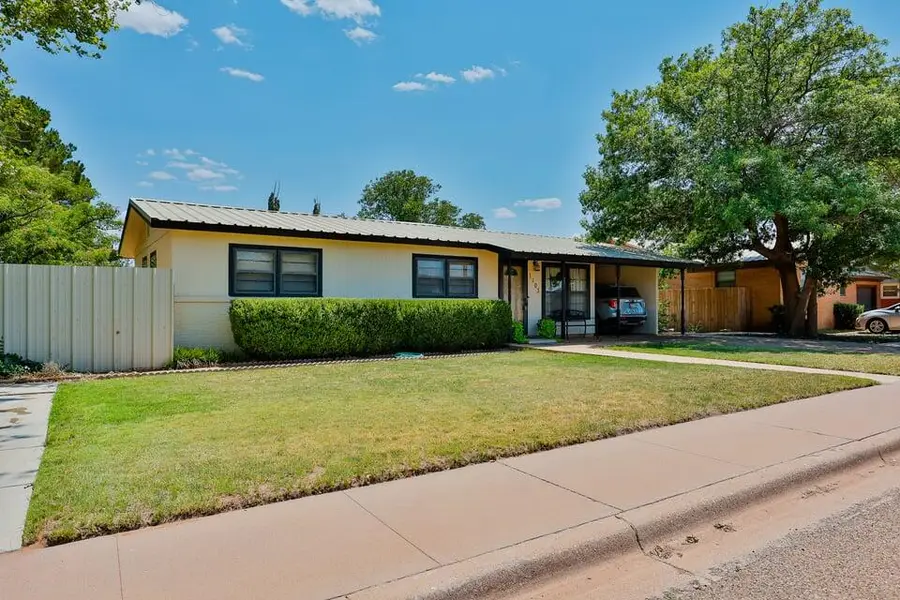 1103 16th Street, Seagraves, TX 79359 - #2