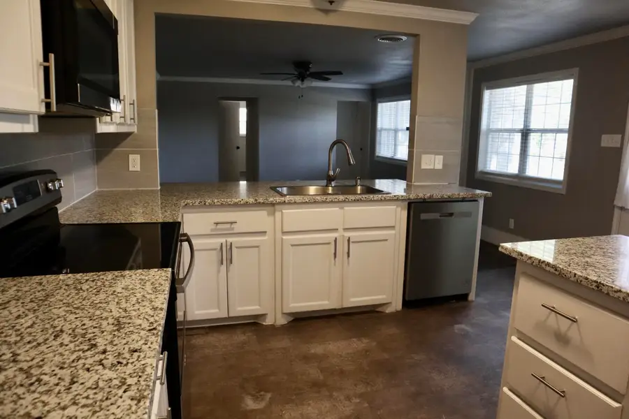 4321 55th Street, Lubbock, TX 79413 - #3