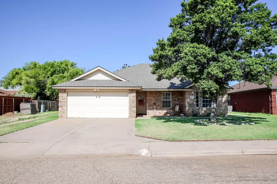 9806 Clinton Avenue, Lubbock, TX 79424 - #2