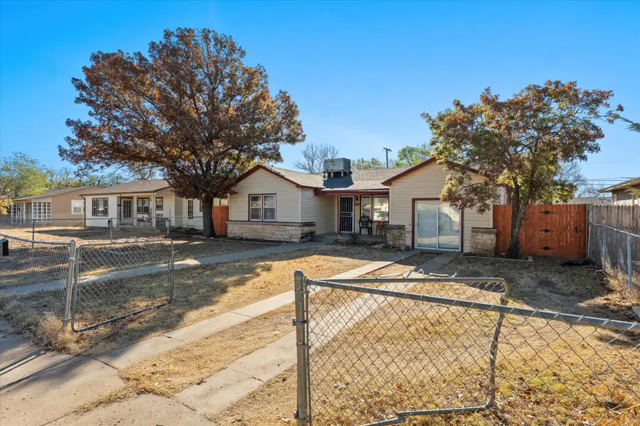 1915 37th Street, Lubbock, TX 79412 - #2