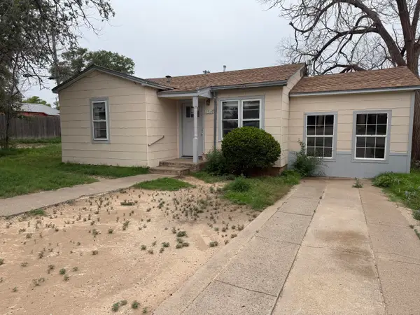 1514 Avenue F, Levelland, TX 79336