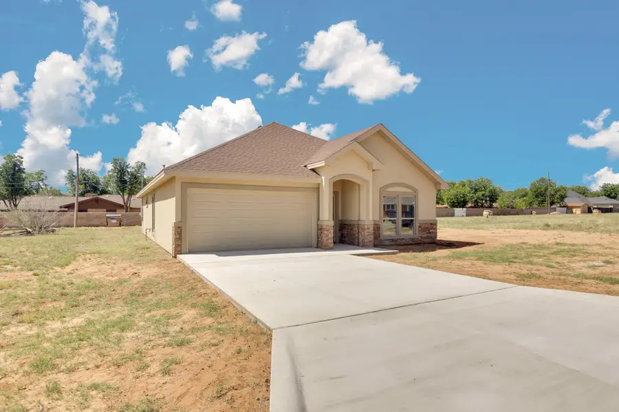 2203 S 1st Place, Lamesa, TX 79331 - #3