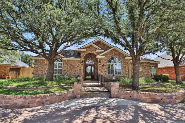8303 Gardner Avenue, Lubbock, TX 79424