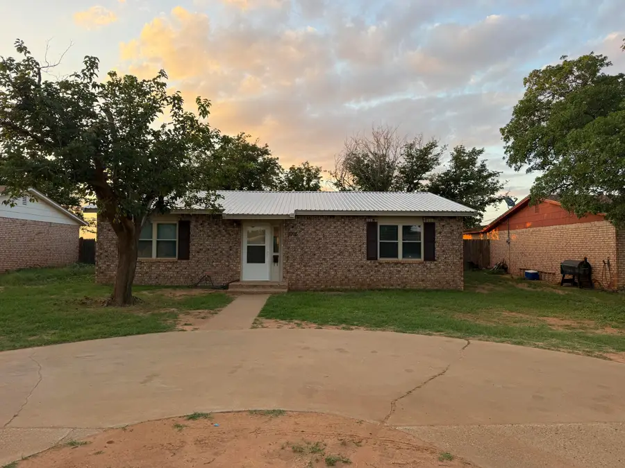 1916 N 14th Street, Lamesa, TX 79331 - #2