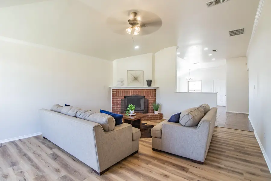 5733 106th Street, Lubbock, TX 79424 - #2