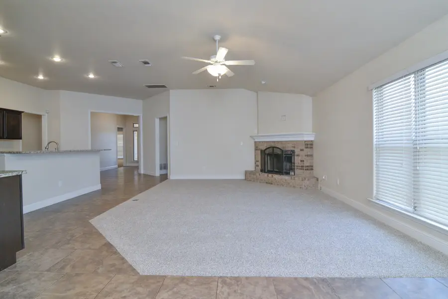 11206 Colton Avenue, Lubbock, TX 79424 - #3