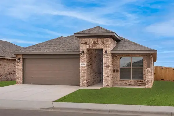 617 E 16th Street, Wolfforth, TX 79382