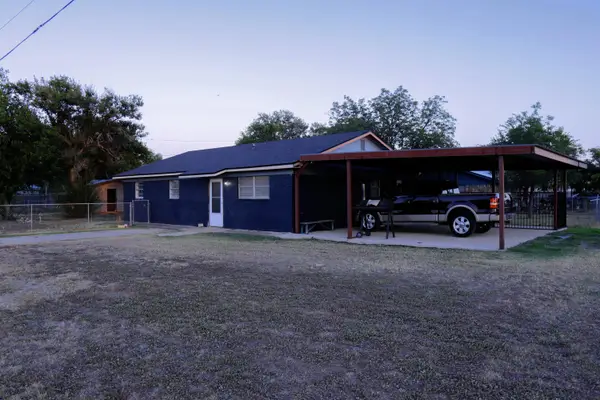 1201 Ave J, Petersburg, TX 79250
