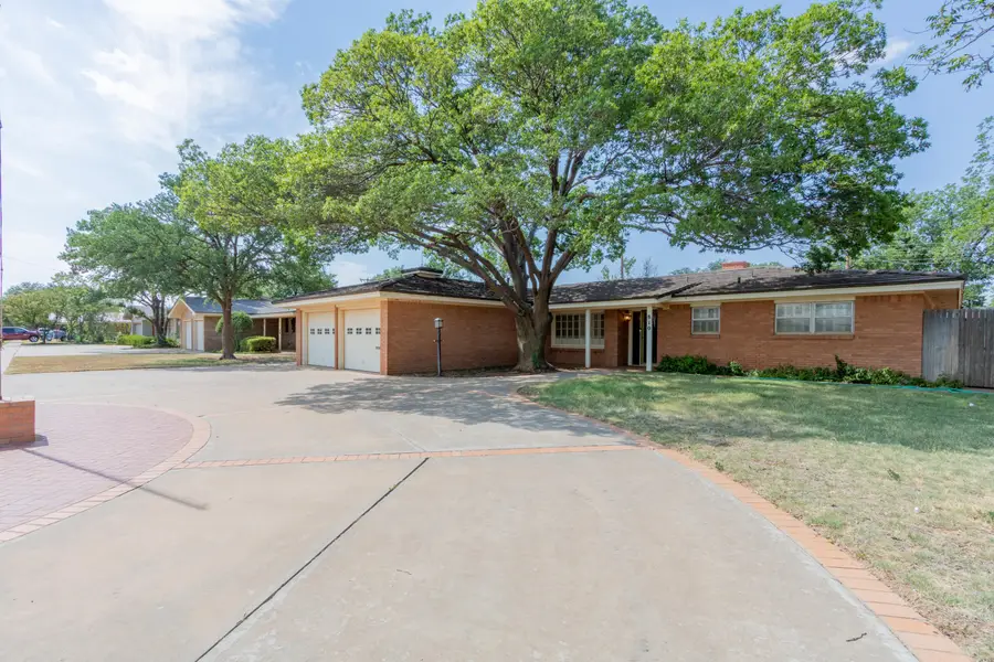 810 8th Street, Wolfforth, TX 79382 - #2
