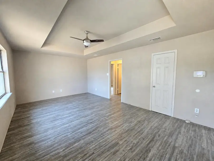4426 Kemper Street, Lubbock, TX 79416 - #3