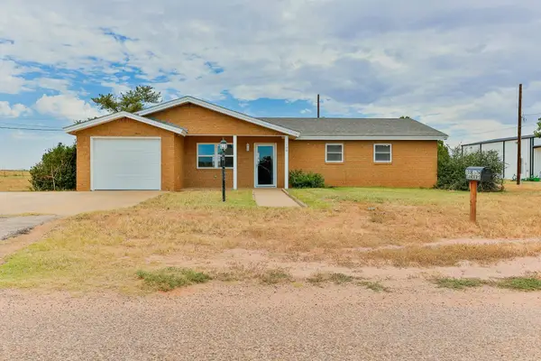100 15th Street, Seagraves, TX 79359