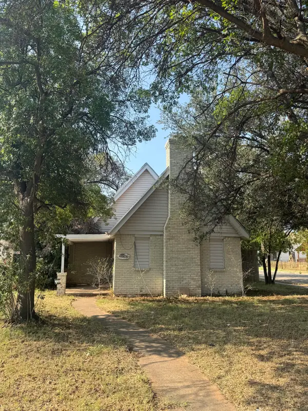 1923 23rd Street, Lubbock, TX 79411