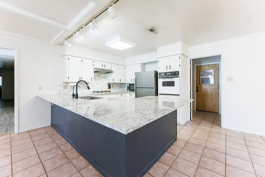 4618 30th Street, Lubbock, TX 79410 - #2