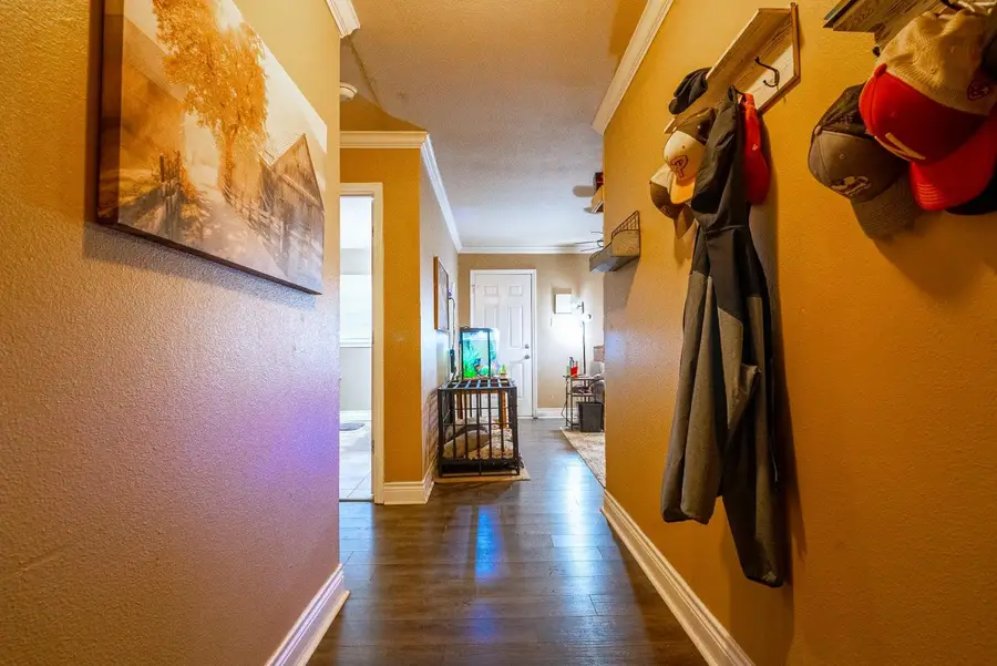 1521 E 1st Street, Petersburg, TX 79250 - #2