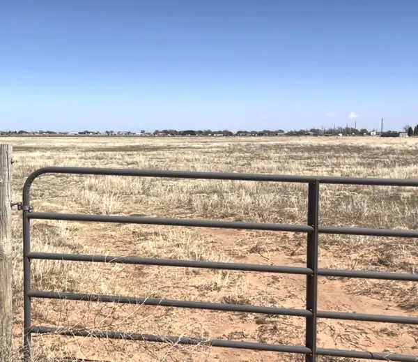 12873 County Rd 1300, Wolfforth, TX 79382