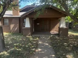 1512 W 11th Street, Plainview, TX 79072 - #1