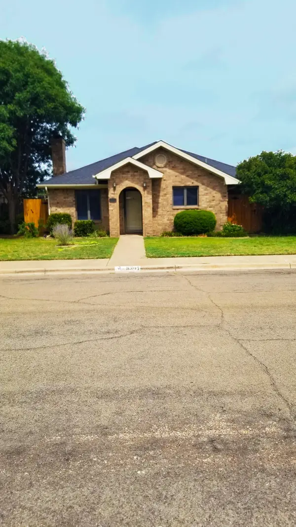 8307 Dixon Avenue, Lubbock, TX 79423