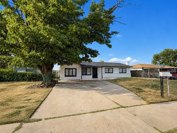 3305 E Colgate Street, Lubbock, TX 79403