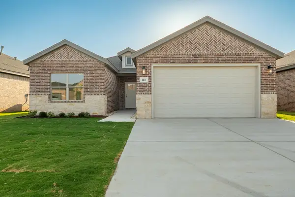 1411 Farmhouse Avenue, Wolfforth, TX 79382