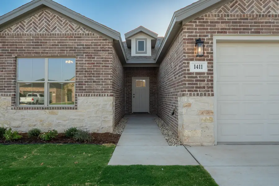 1411 Farmhouse Avenue, Wolfforth, TX 79382 - #3