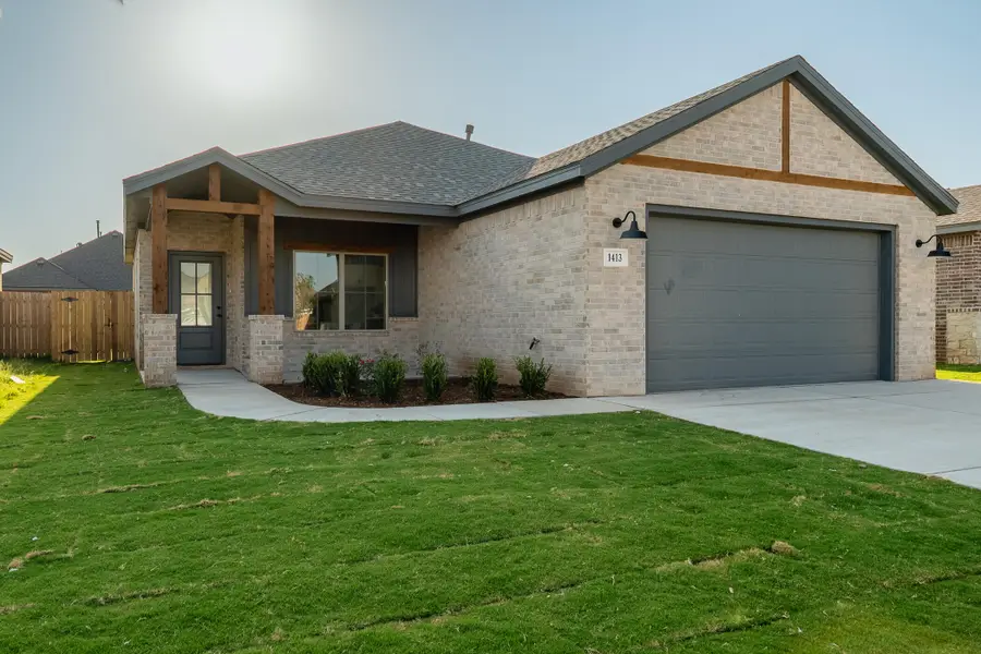 1413 Farmhouse Avenue, Wolfforth, TX 79382 - #2