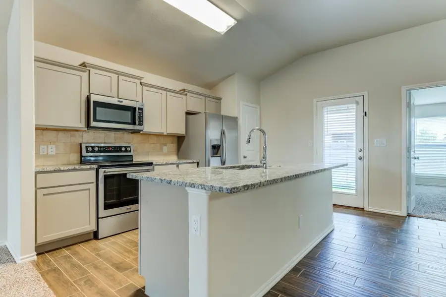 13816 Vernon Avenue, Lubbock, TX 79423 - #2