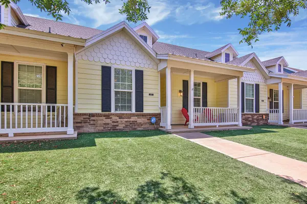 2109 10th Street, Lubbock, TX 79401