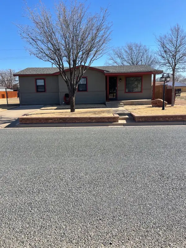 2105 Ash Avenue, Lubbock, TX 79404