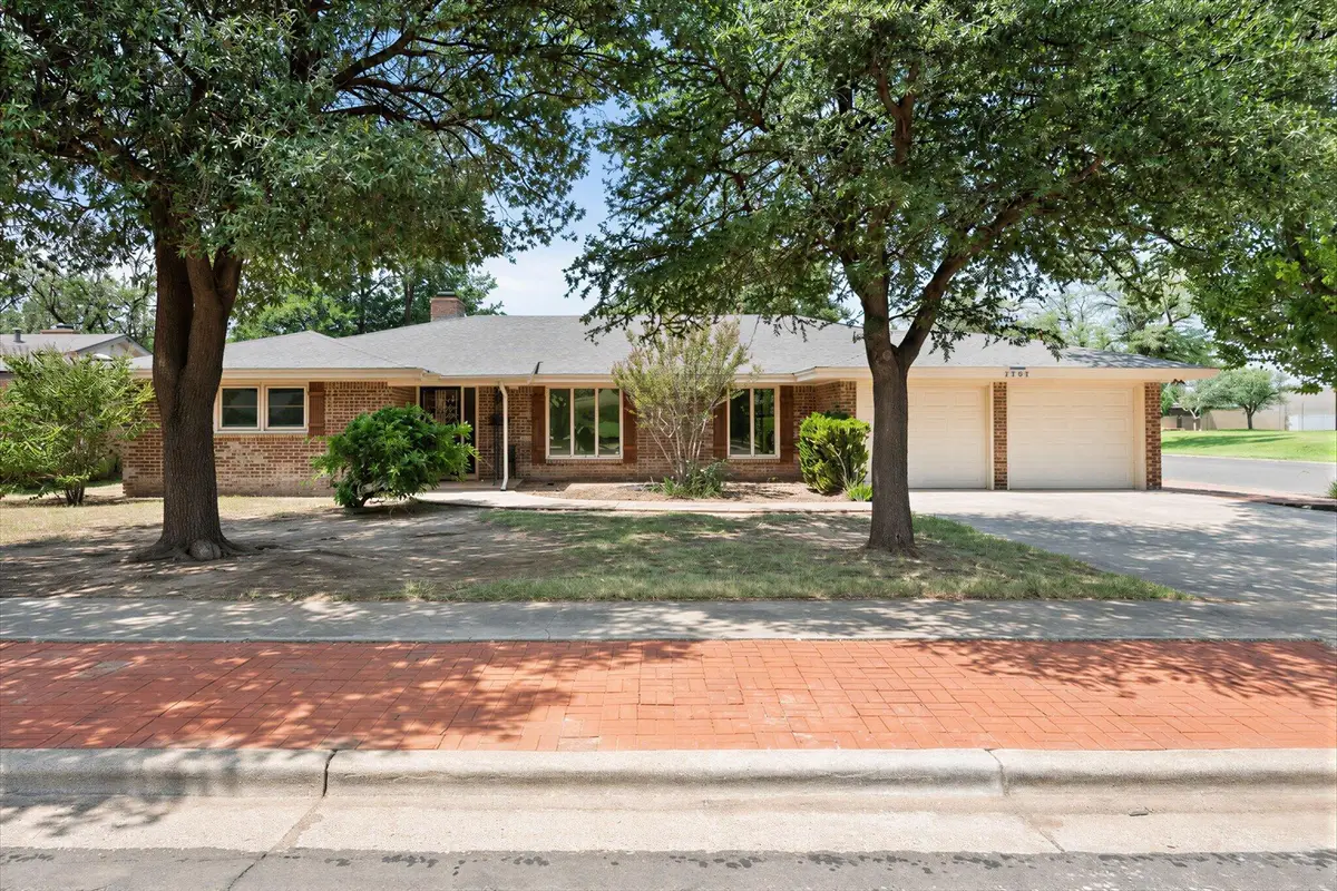 6002 Norfolk Avenue, Lubbock, TX 79413 - #1