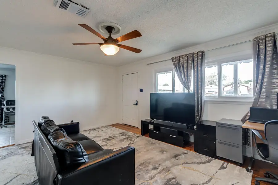 415 6th Street, Wolfforth, TX 79382 - #2