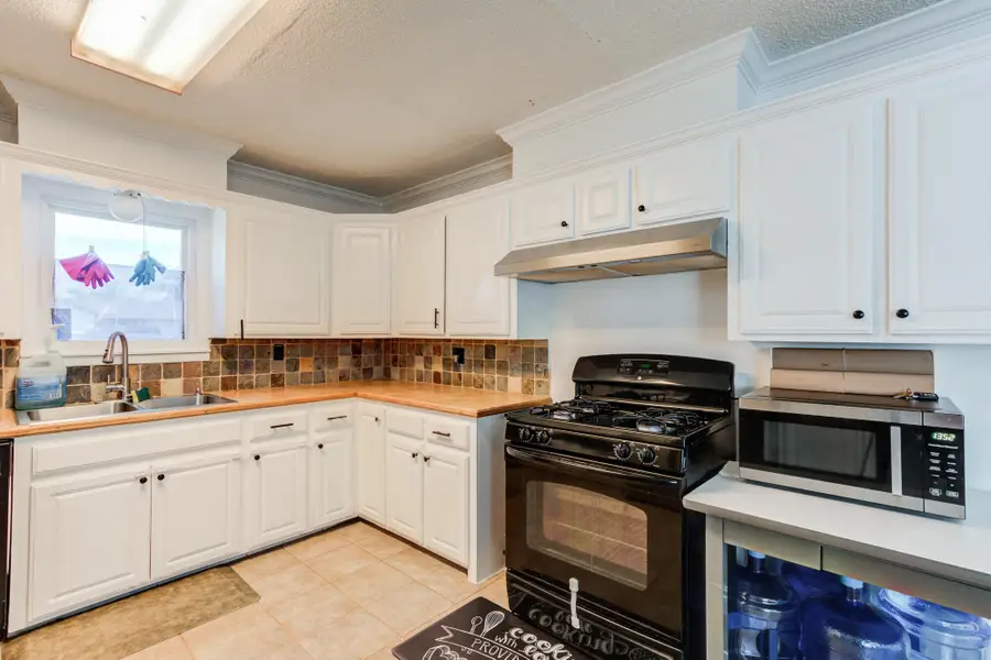 415 6th Street, Wolfforth, TX 79382 - #3