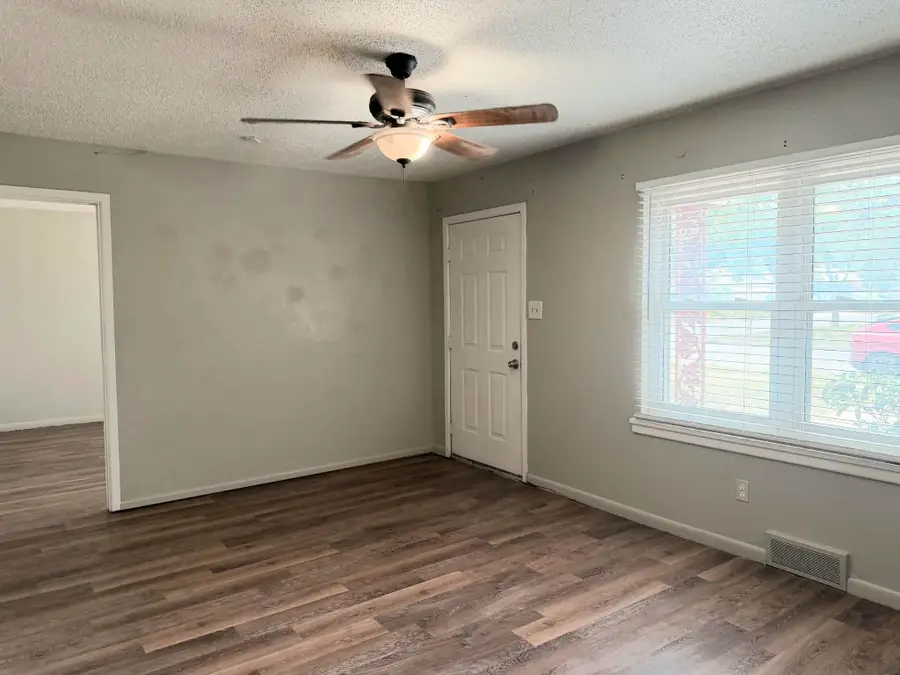 2002 31st Street, Lubbock, TX 79411 - #2