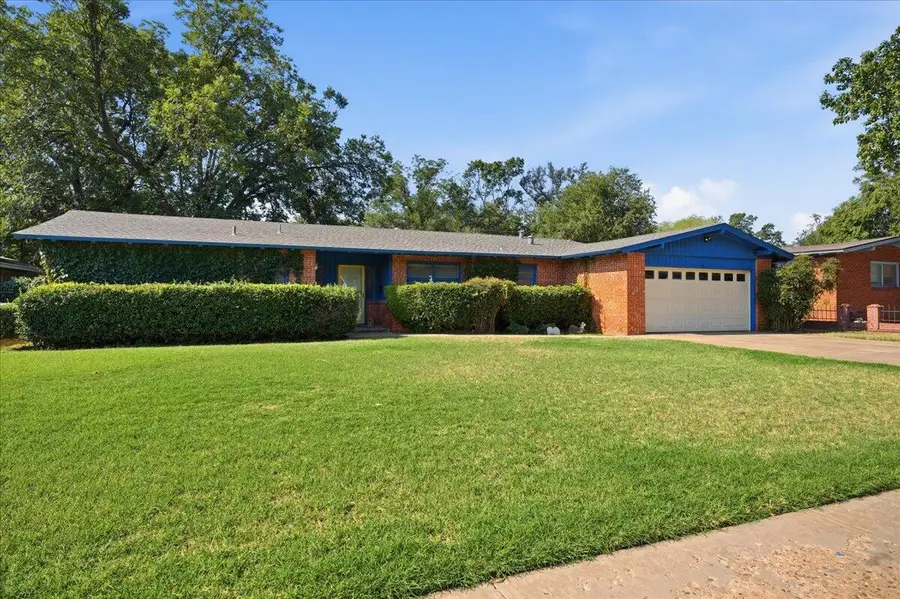 2709 54th Street, Lubbock, TX 79413 - #2