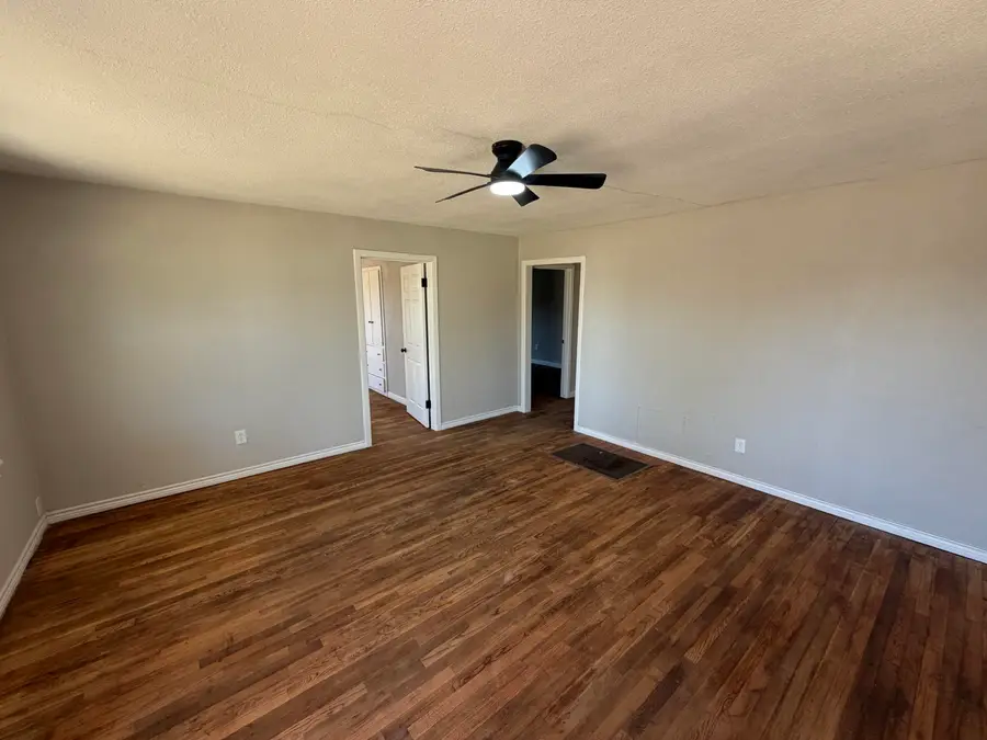 4413 40th Street, Lubbock, TX 79414 - #2