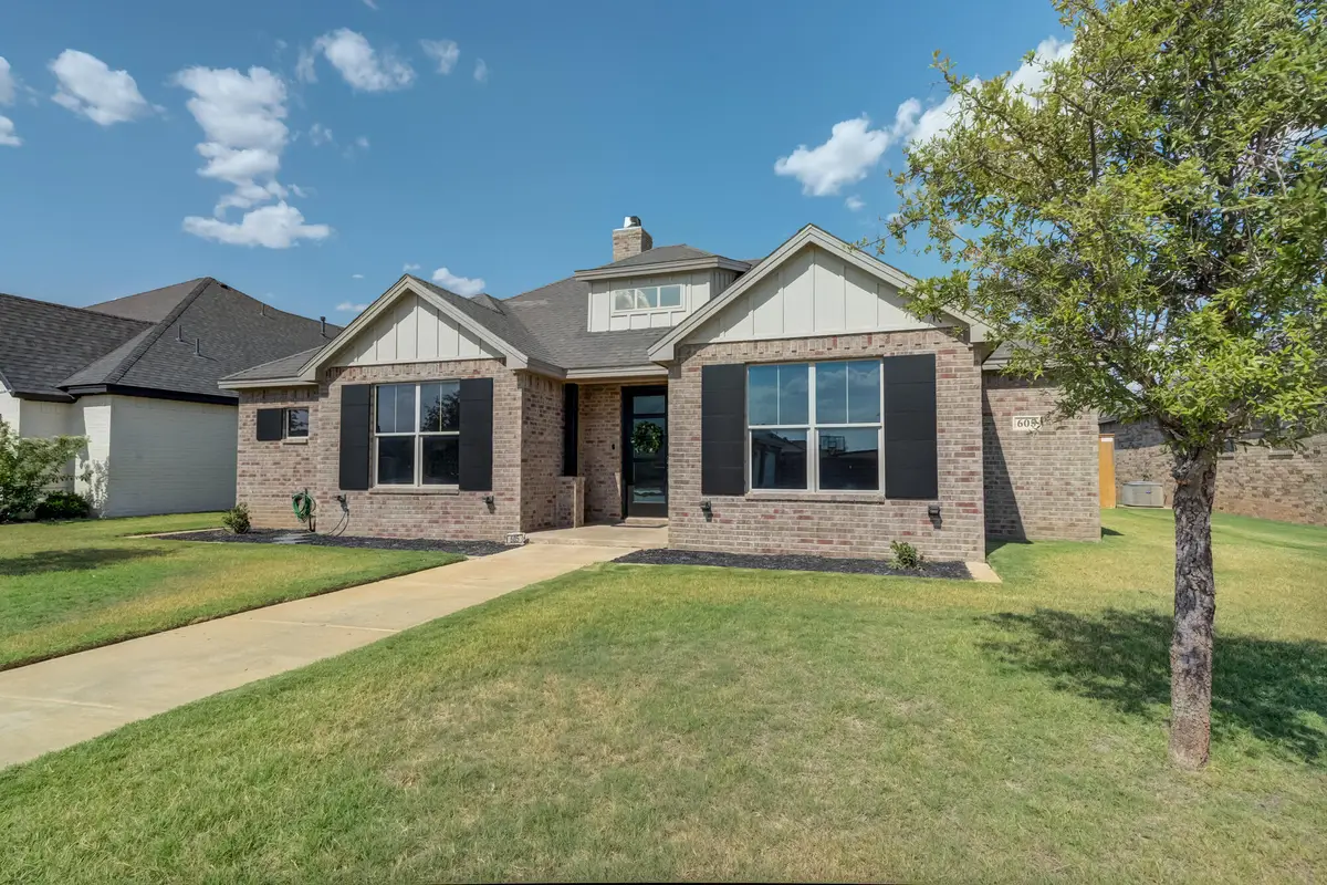 605 Buckingham Avenue, Wolfforth, TX 79382 - #1