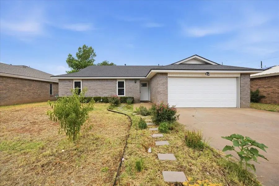 1104 Genoa Avenue, Lubbock, TX 79416 - #2