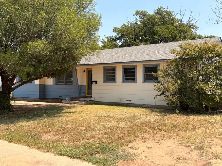5417 Avenue D, Lubbock, TX 79404 - #2