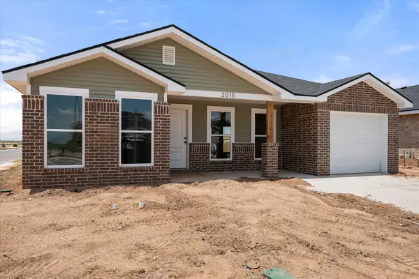 2015 Yellowhouse Avenue, Wolfforth, TX 79382