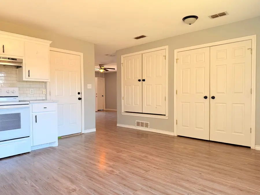 1131 78th Street, Lubbock, TX 79423 - #2