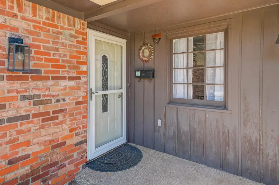 6902 Elgin Avenue, Lubbock, TX 79413 - #3