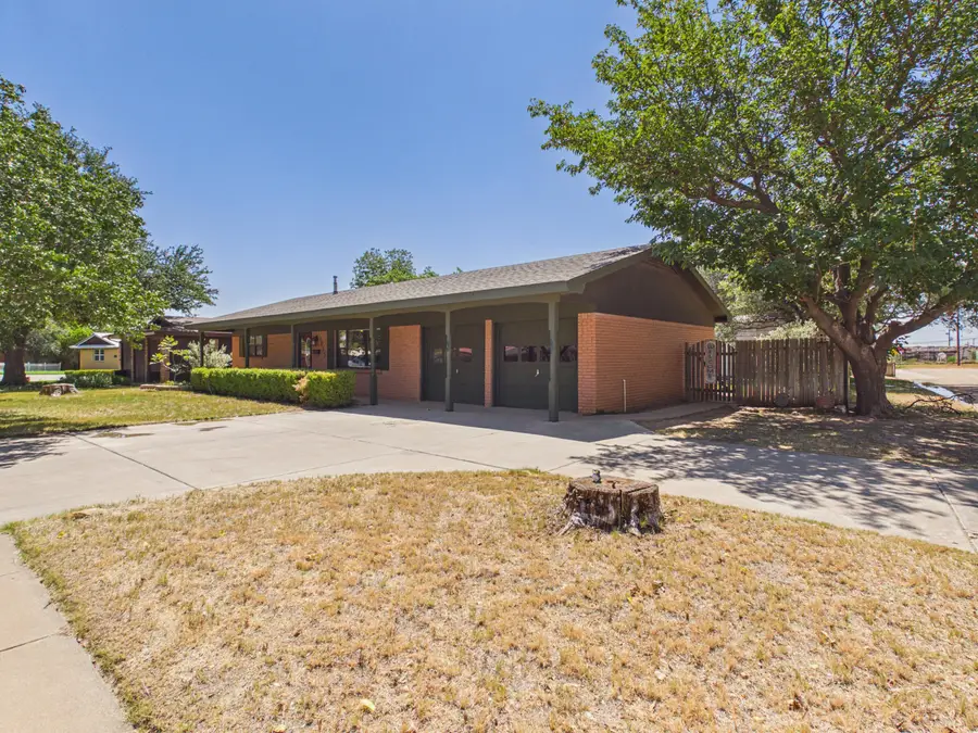 1015 Camden Circle, Post, TX 79356 - #3